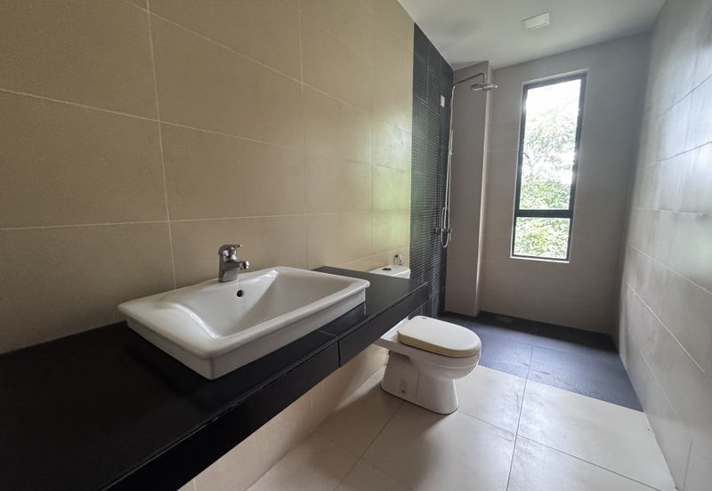 Bukit Suria Garden Village