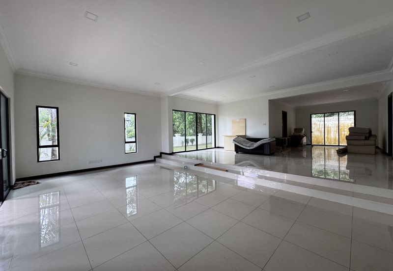 Bukit Suria Garden Village