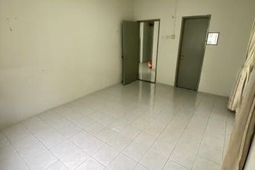 PV3 Platinum Hill Condominium