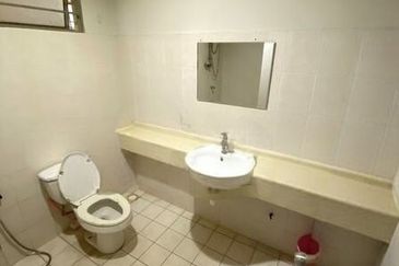 PV3 Platinum Hill Condominium