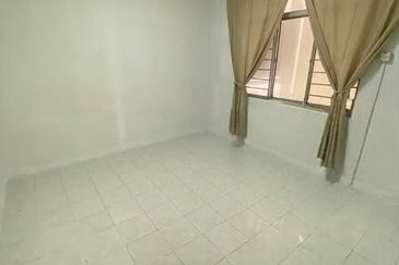 PV3 Platinum Hill Condominium