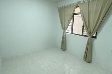 PV3 Platinum Hill Condominium