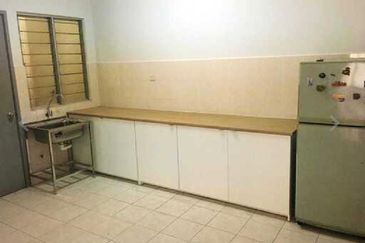 PV3 Platinum Hill Condominium