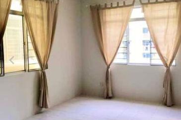 PV3 Platinum Hill Condominium