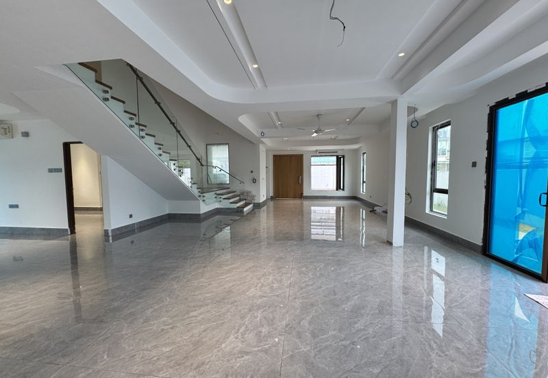 Taman Taynton (Taynton View)