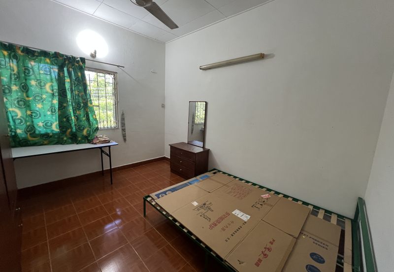 Happy Garden (Taman Gembira)