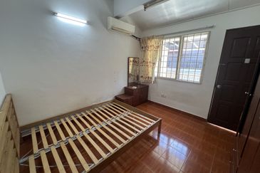 Happy Garden (Taman Gembira)