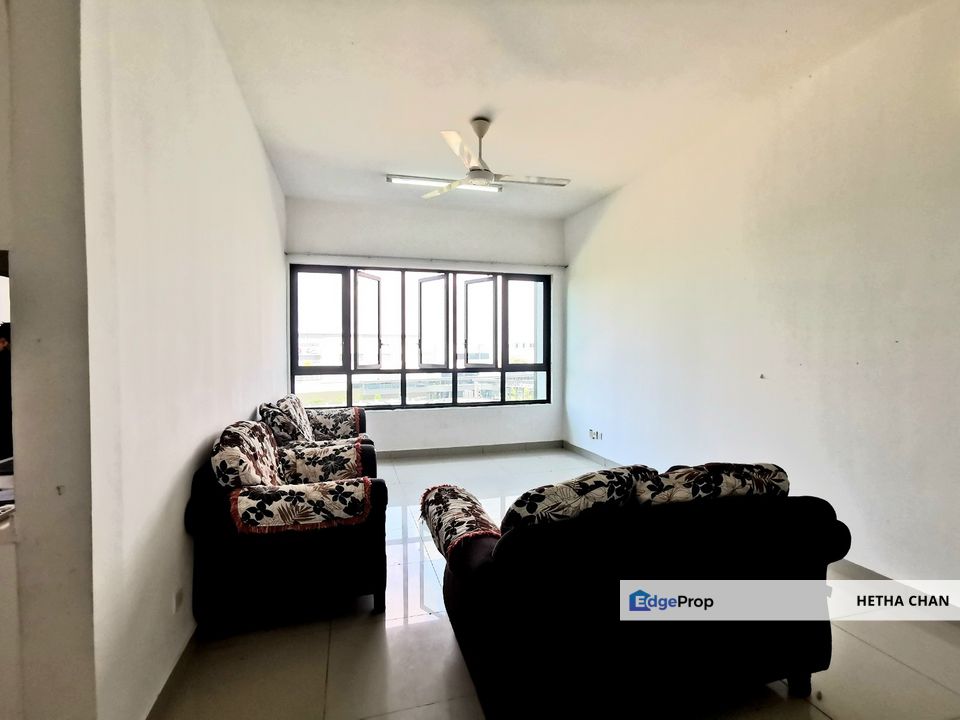 i-Residence i-City Shah Alam Partial Furnished Condominium For Sale, Selangor, Shah Alam