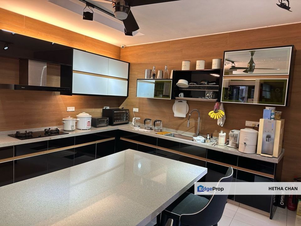 Dale Lakefields Sungai Besi 3 Storey Superlink House For Sale, Kuala Lumpur, Sungai Besi