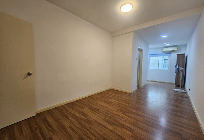 Lake Fields - Meadows and Glades