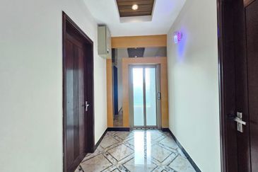 The Lotus of The Mines