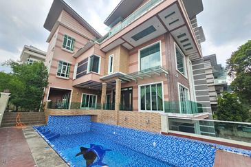 The Lotus of The Mines