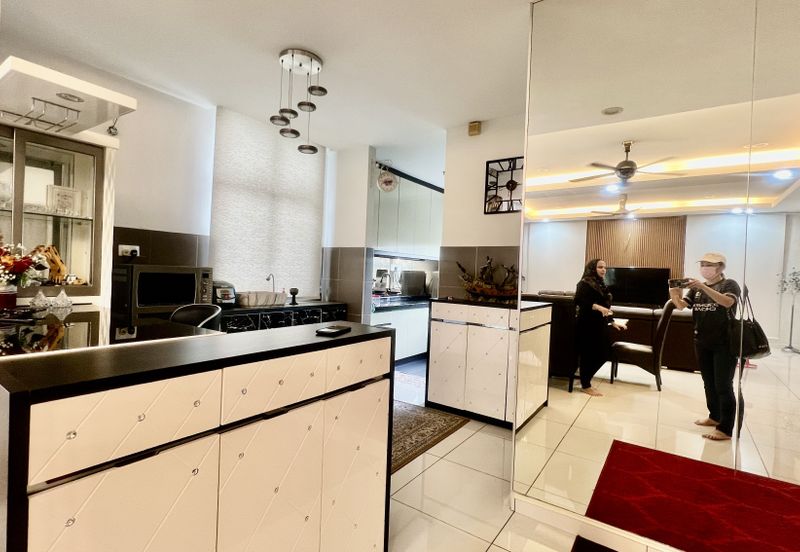 Saujana Villa, Kajang