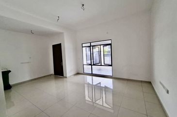 Bandar Tun Hussein Onn