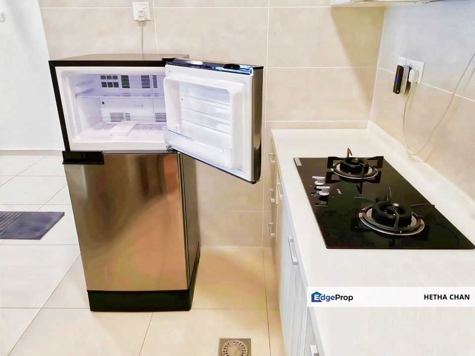 City of Green Condominium Fully Furnished For Sale, Selangor, Seri Kembangan