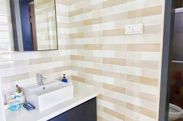 City of Green Condominium