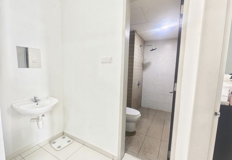 City of Green Condominium