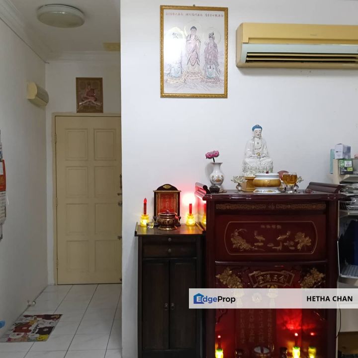 Vista Impiana Taman Bukit Serdang Condominium For Sale, Selangor, Seri Kembangan