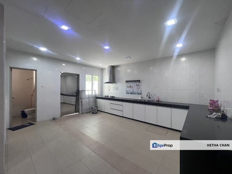 LaVille @  Cheras Selatan Three Storey Semi Detached For Sale Renovated Partially Furnished, Selangor, Cheras South