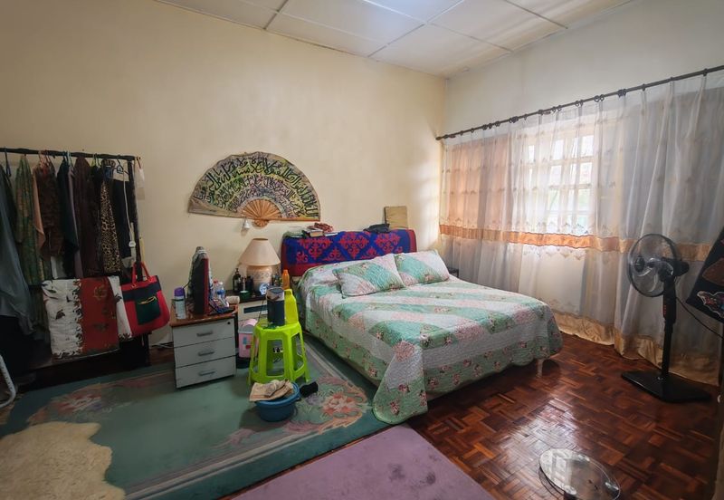 Persiaran Sungai Long 7