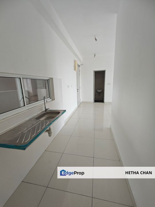 Pinnacle Sri Petaling Service Residence Unit For Sale, Kuala Lumpur, Bandar Baru Sri Petaling