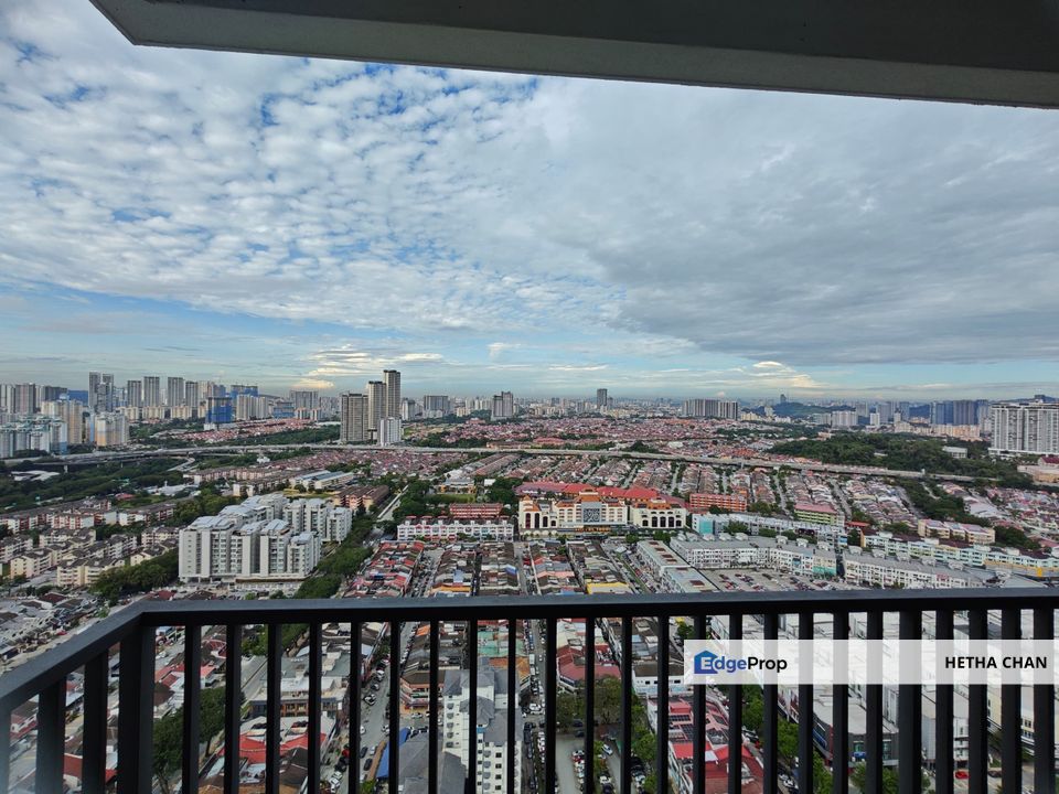 Pinnacle Sri Petaling Service Residence Unit For Sale, Kuala Lumpur, Bandar Baru Sri Petaling