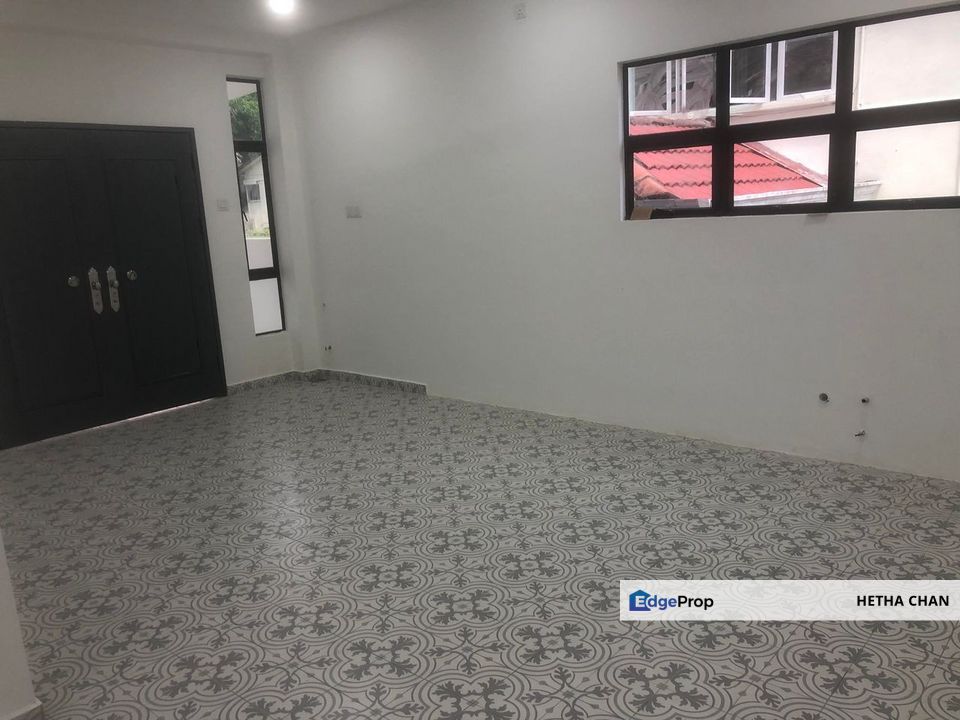 Taman Koperasi Cuepacs Cheras Two Storey Semi Detached House For Sale, Selangor, Kajang