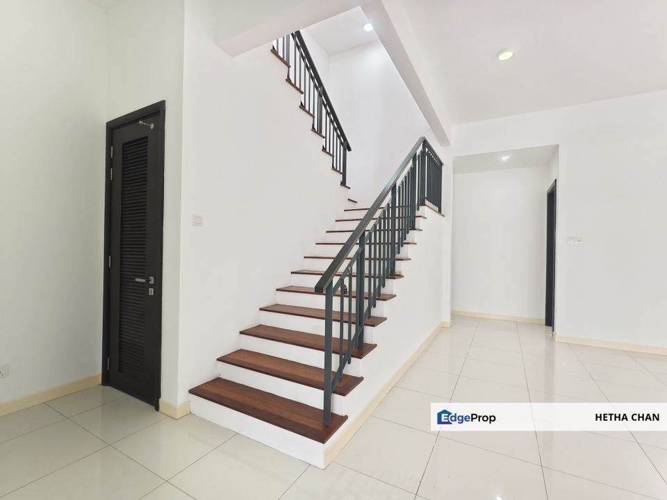 16 Quartz @ Melawati Three Storey Courtyard Villa For Sale Partially Furnished, Selangor, Taman Melawati
