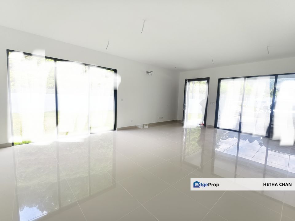 Sierra Hijauan Ampang Two Storey Link Villa For Sale End Lot Unit, Selangor, Ampang