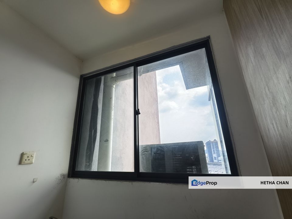 City Of Green Condominium For Sale & For Rent Partially Furnished, Selangor, Seri Kembangan