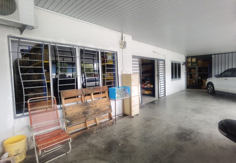Muar Bakri @ Single Storey Semi-D For Sales