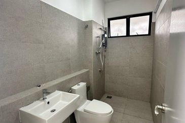 Crest @ Austin Sapphire