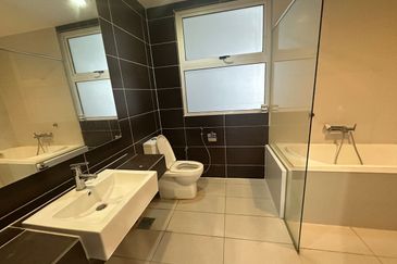 Encorp Marina Puteri Harbour