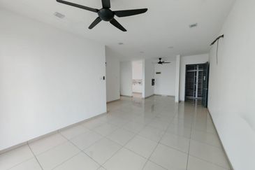 D'Carlton Seaview Residences (Seri Mega)