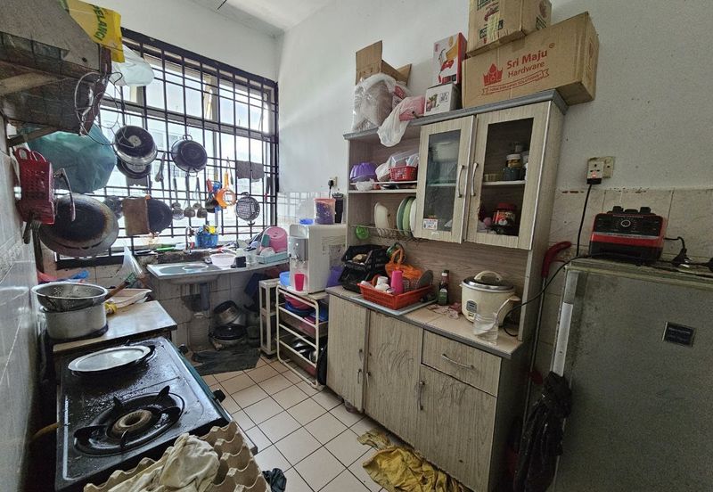 Jalan Kancil-Taman scientex pasir gudang-Single storey corner lot 