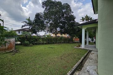 Jalan Bukit Kempas @ Taman Bukit Kempas  Double Storey Terrace House Corner 