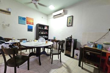 Jalan Bukit Kempas @ Taman Bukit Kempas  Double Storey Terrace House Corner 