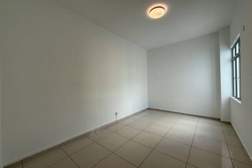 Oleander @ Kempas Utama