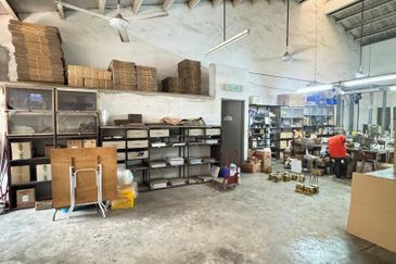 Desa Jaya 2 Storey Factory