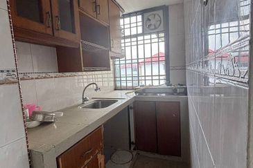 Rumah Pangsa Permas Jaya