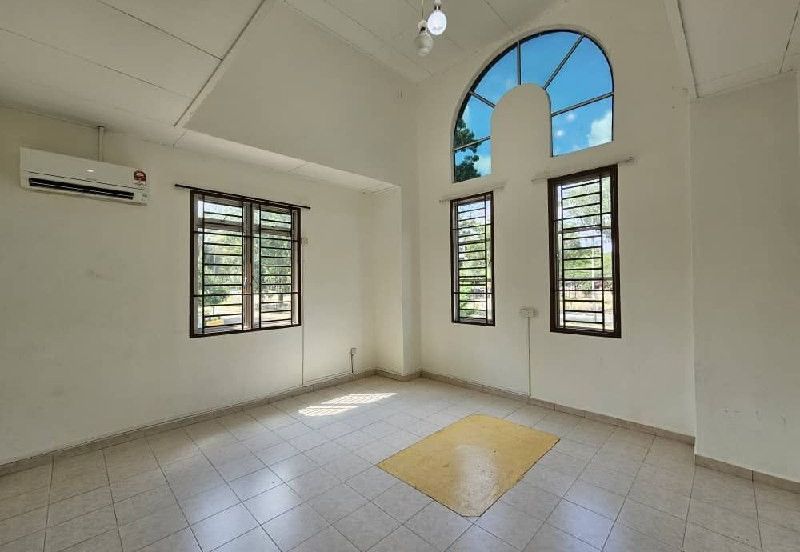 Corner Desa Terbau Terrace House for rent