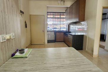 Villa Krystal, Bandar Selesa Jaya