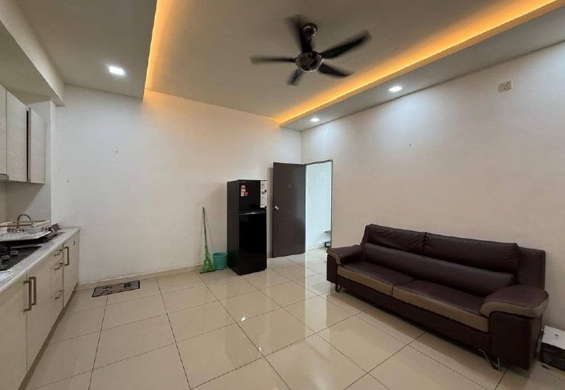 Dedaun Hijau (Greenfield Regency)