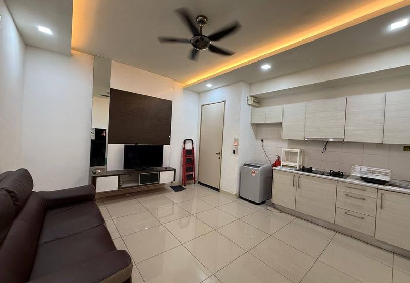 Dedaun Hijau (Greenfield Regency)