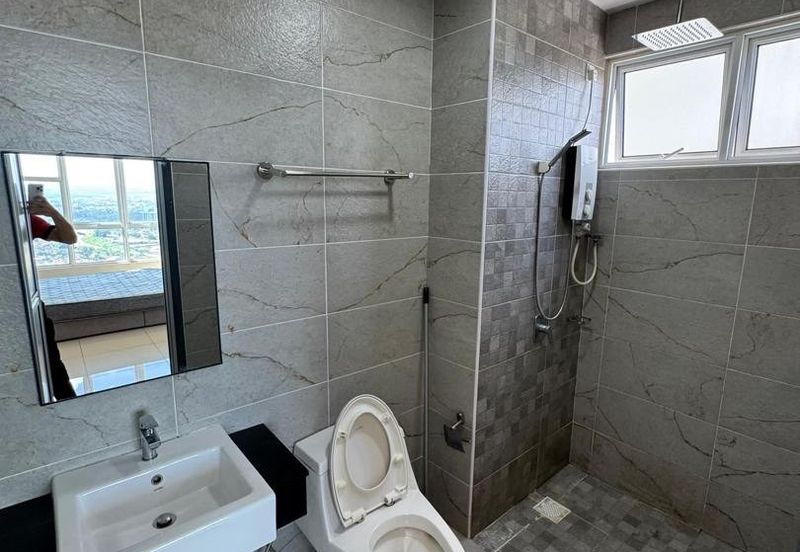 The Pinnacles (Pinnacle Tower)