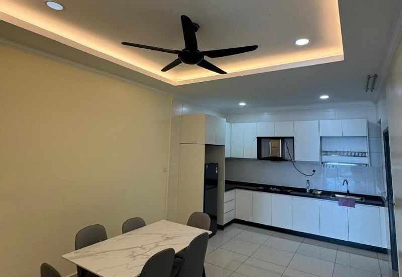 The Pinnacles (Pinnacle Tower)