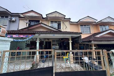 Clover @ Bandar Putra