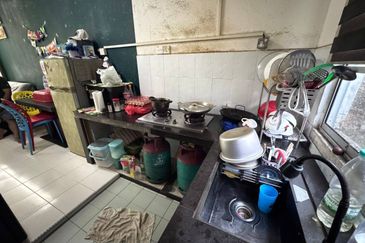 Clover @ Bandar Putra