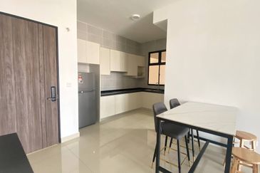 Twin Tower Residence