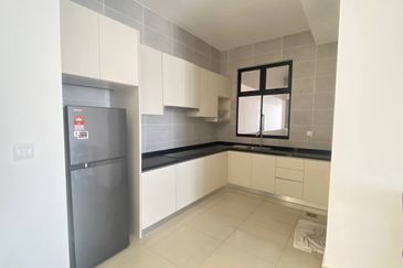 Twin Tower Residence